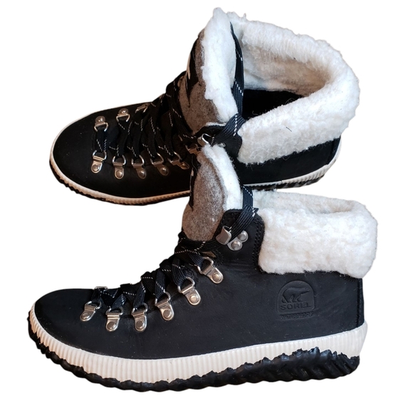 Sorel Out And About Conquest Boots Size 9 - Picture 1 of 11
